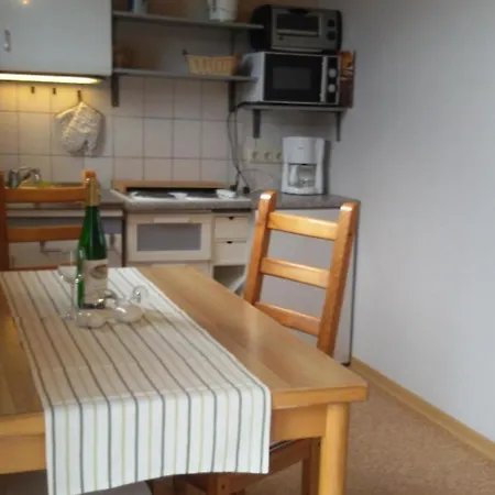 Mit Blick Auf Weinberge * Krov